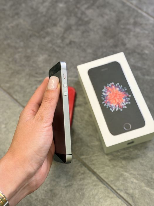 iPhone SE 32GB Impecabil Liber de retea
