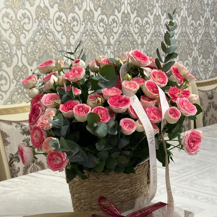 Цветы с корзинкой