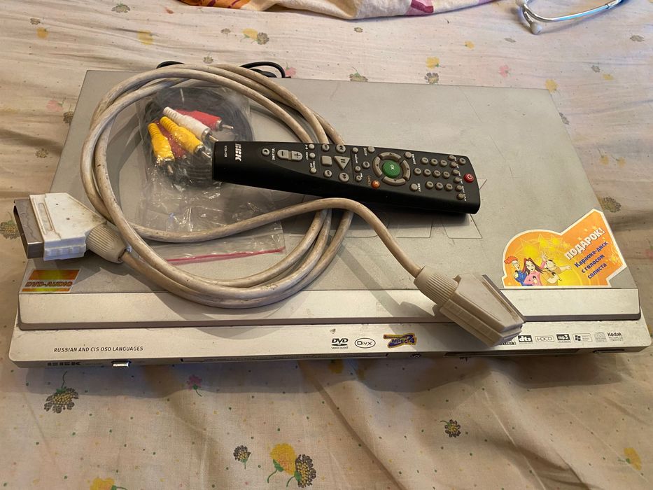 DVD-плеер BBK DV772SI