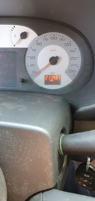 Piese Auto din Dezmembrari Renault Clio Simbol 2007 1.5 diesel euro4