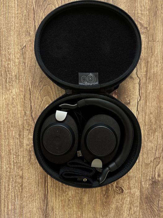 Casti Jabra Elite 85h.