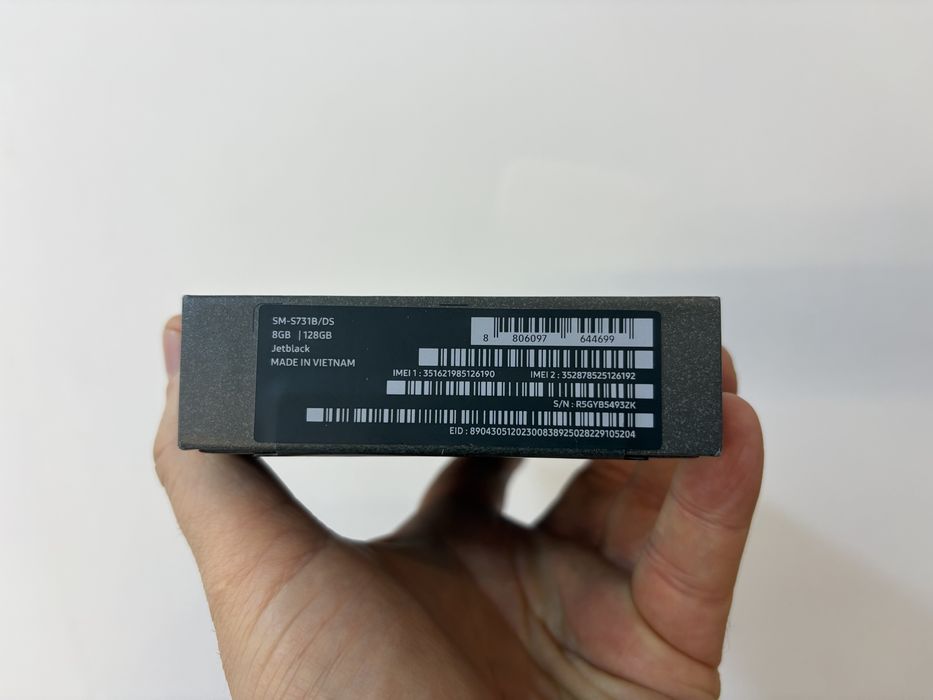 Samsung Galaxy S25FE, 128 gb, 8 gb ram, JetBlack, nou la cutie