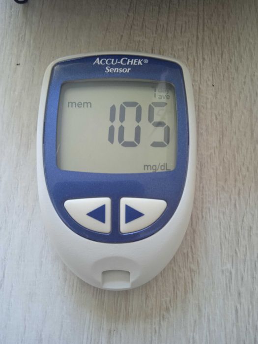 Глюкометр Accu-Chek Sensor