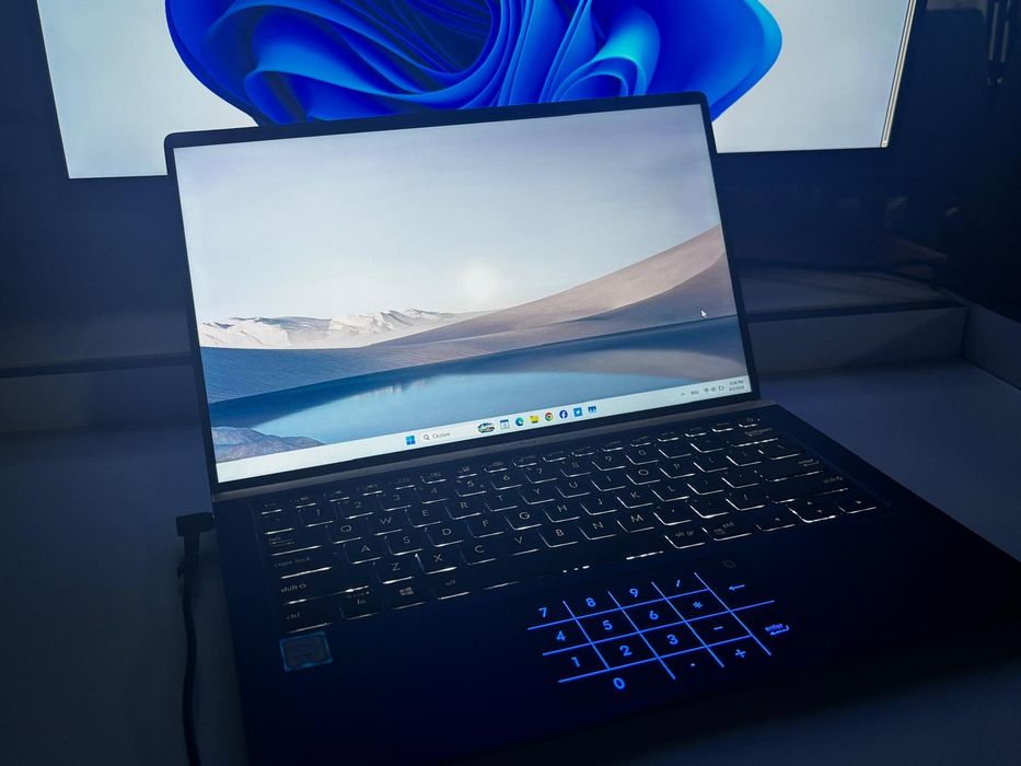 Asus zenbook 14 ux433fa