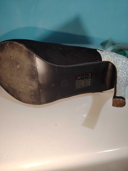 Дамски официални обувки нови