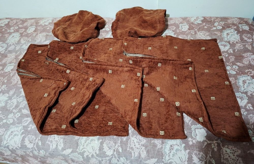 Нови пердета готови за окачване,Комплект калъфи: 4 бр. за декоративни възглавници (50х50) и 2 бр. за столове (35х35)