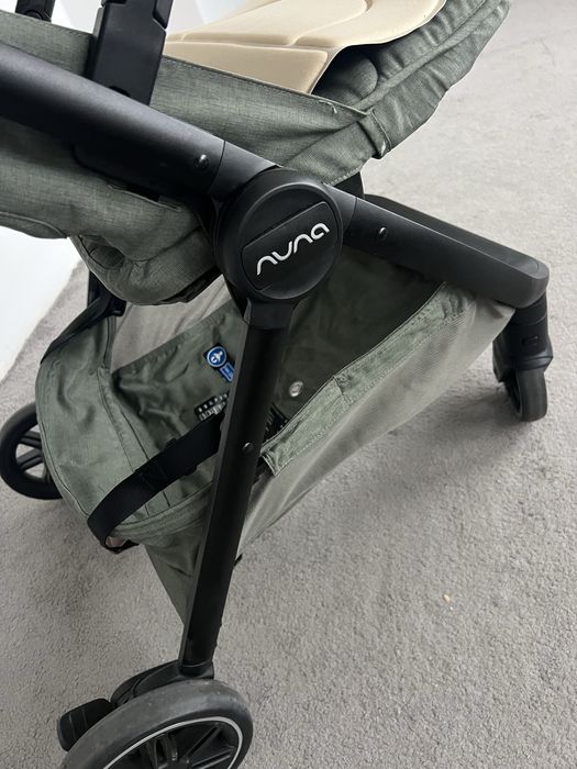Carucior pentru copii Nuna- TRVL ultracompant cu pliere automata, Pine