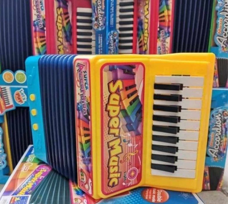 Детски акордеон син и жълт, червен