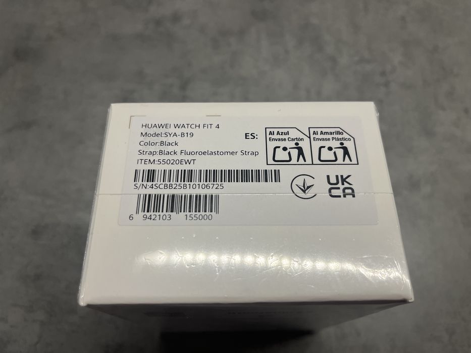 Смарт часовник Huawei fit 4