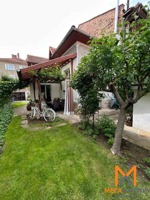 Продава се Къща в Севлиево - 154 кв.м за 991 €/кв.м - Снимка #1