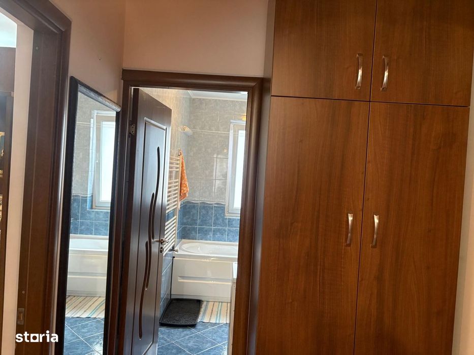 Apartament 2 camere zona Tractorul
