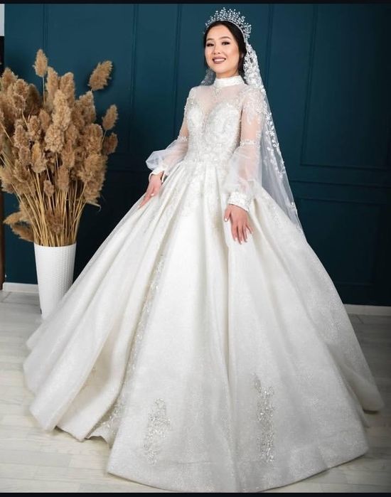 Свадебный платье