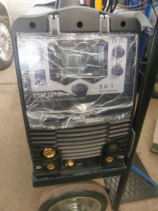 PARWELD XTM 221DI 5 IN 1 AC-DC Зaваръчен апарат tig mig plasma mma