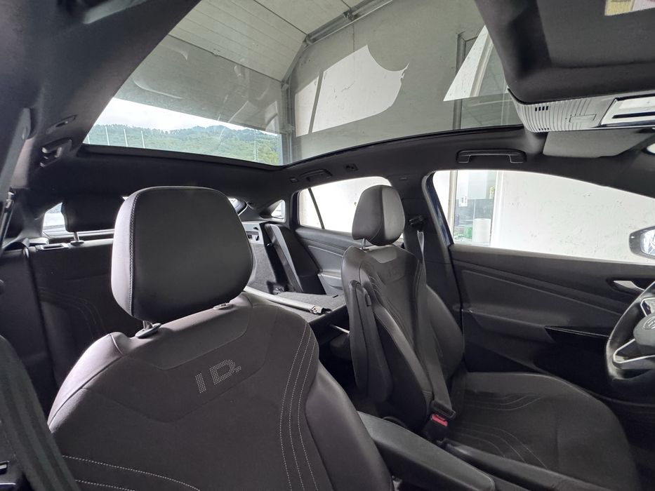 VW ID5 Pro 204 CP avariat