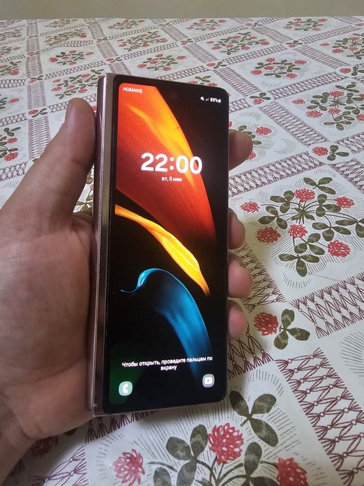 Samsung galaxy z fold 2