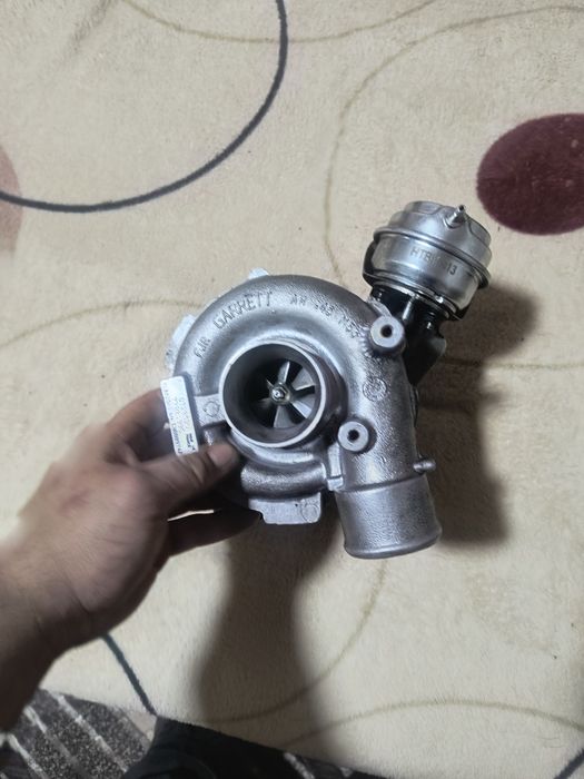 Vând turbo 3.0  pentru BMW