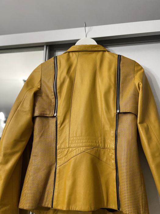 Страхотно кожено яке цвят горчица