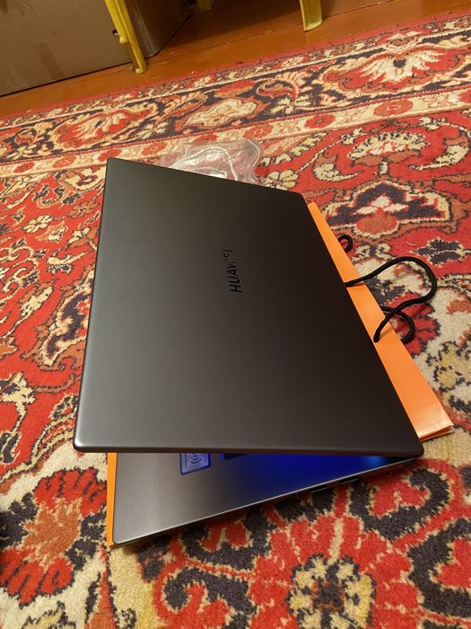 Новый поч Huawei Core i5, 1155G7 SSD