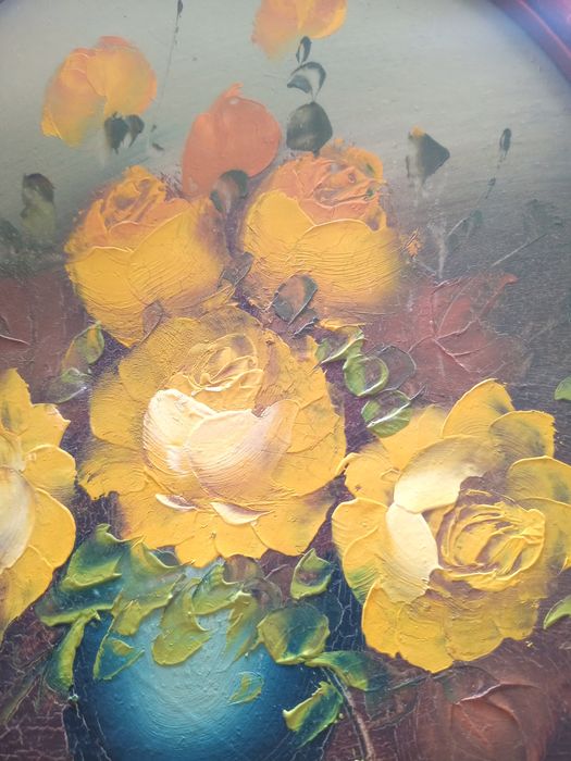 Овална антикварна картина