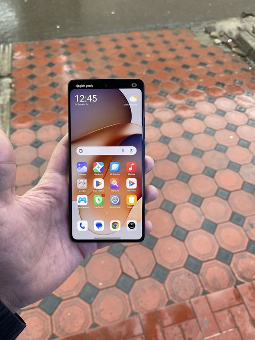 Redmi not 13 pro 8+4/256gb ideyal holata