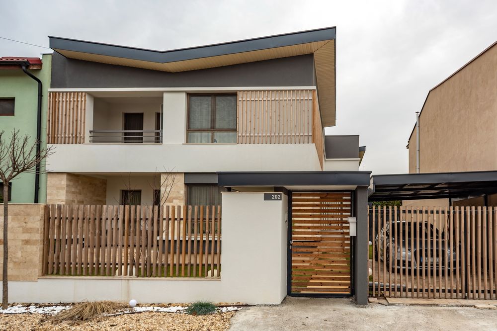 Construim case la cheie în care te poți muta liniștit