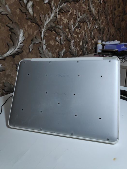 MacBook Mid 2010 13'