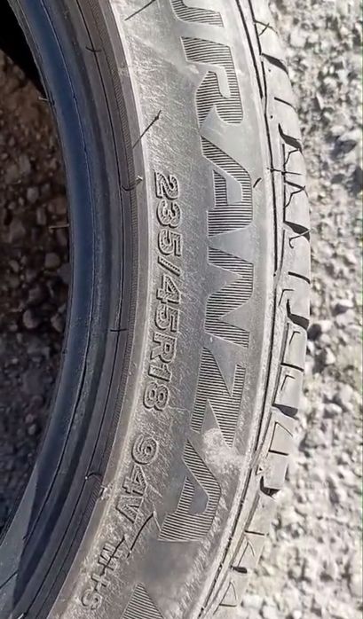 Bridgestone Turanza 235/45/18