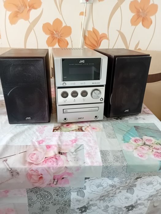 Mp3 Jvc de cu Adaptor Bluetooth se contează și la telefon