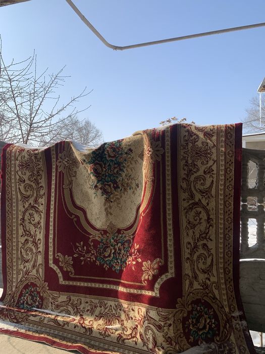 Продаются ковры в очень хорошем состоянии