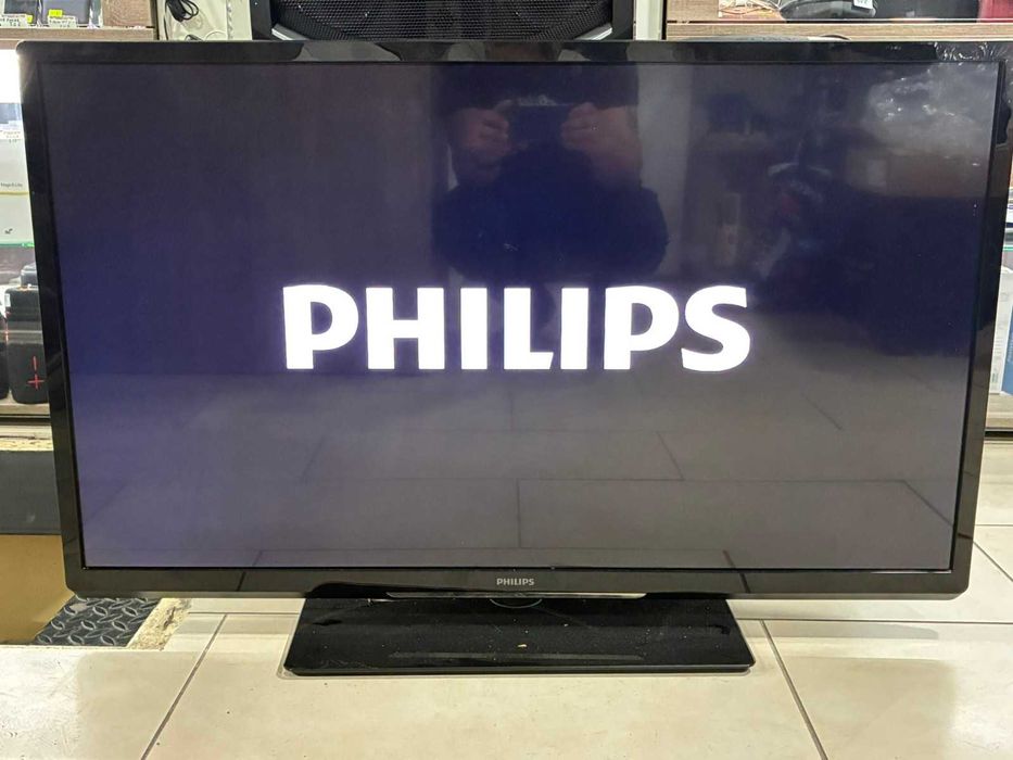 Телевизор Philips 42 incha Smart