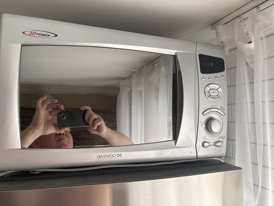 Продам микроволновую печь