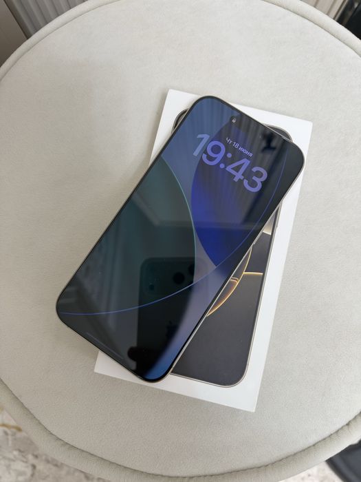 Продам Iphone 16 pro max 512 gb