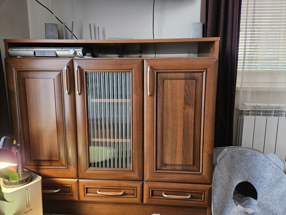 Шкафове за всекидневна  3 броя .