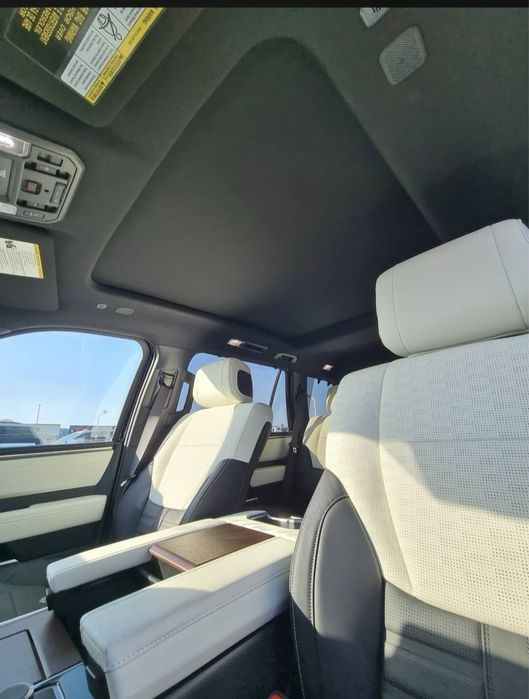 Toyota Sequoia Capstone 2025 год