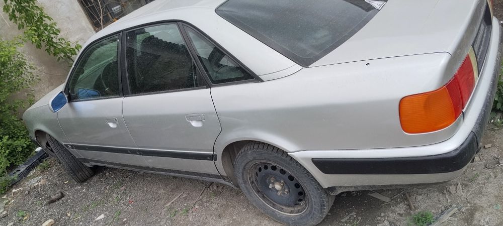Ауди 100 С4  2.6