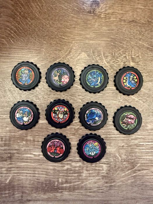 Покемон капачки Pokémon Tazos (Pogs)