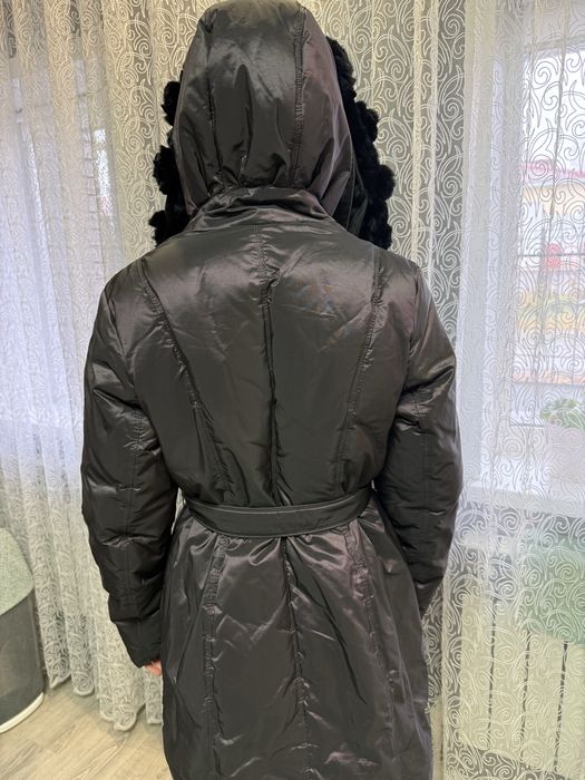 Шуба,куртка зимняя и прочее.