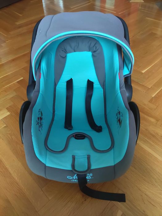 Бебешко кошче за кола