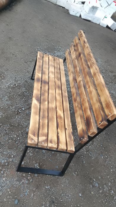 Производство уличных туалетов ,садовых лавочек,будок на заказ