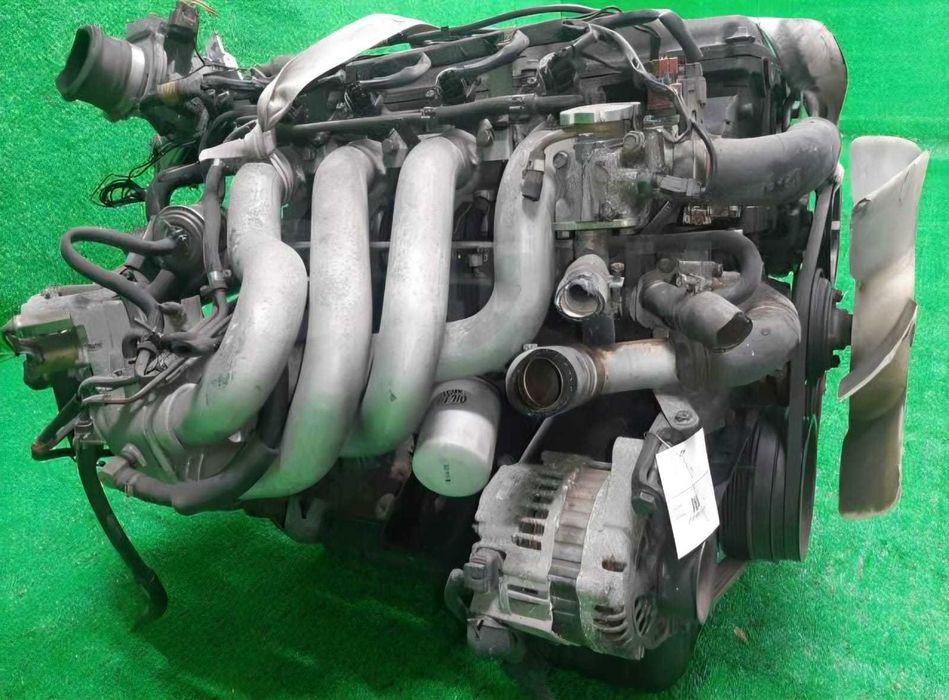 Titan Auto Nissan KA24DE, KA24 2.4л двигатель
