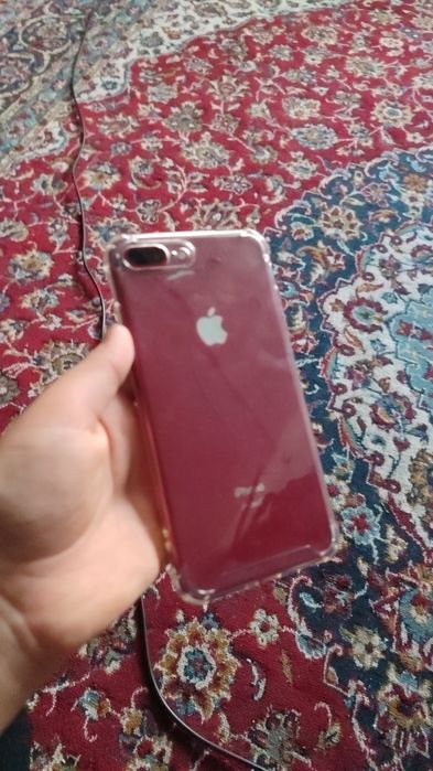 Продам айфон 8+ в хорошем состоянии