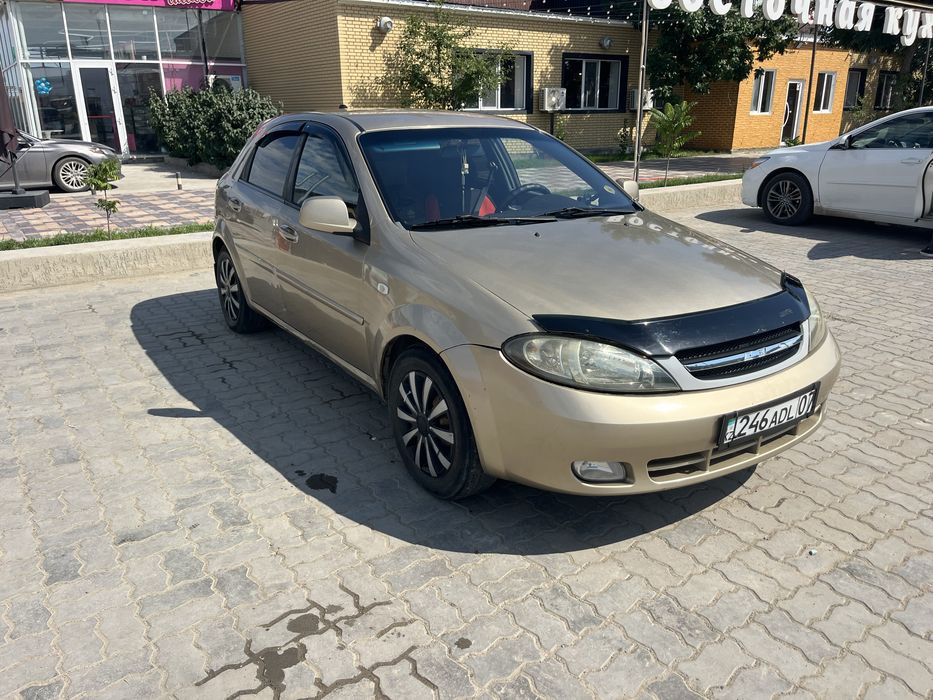 Продам шевролет ласети 2010г.в,автомат