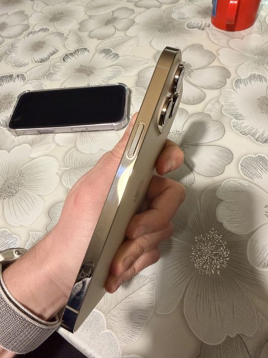 Iphone 14 Pro max 256 - GOLD Перфектно състояние