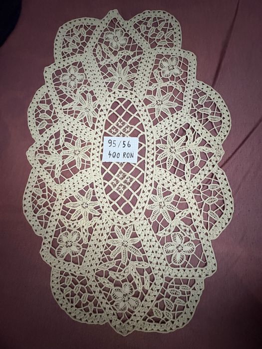 Vand macramee/fete de masa