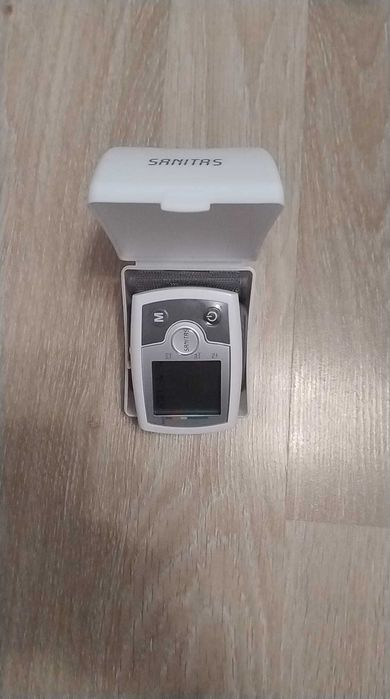 Tensiometru de încheietură Sanitas SBM 03