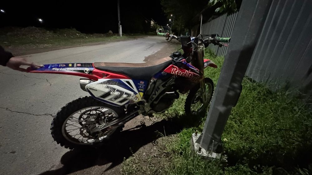 Honda crf250r 2008