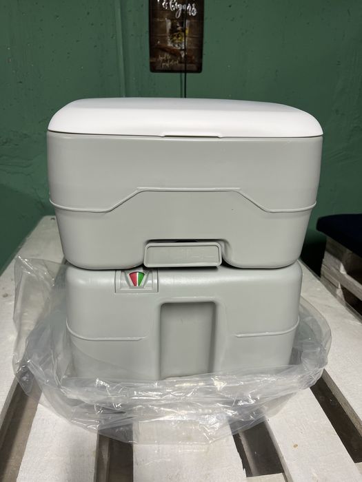 Биотуалет, обьем 20 литров.