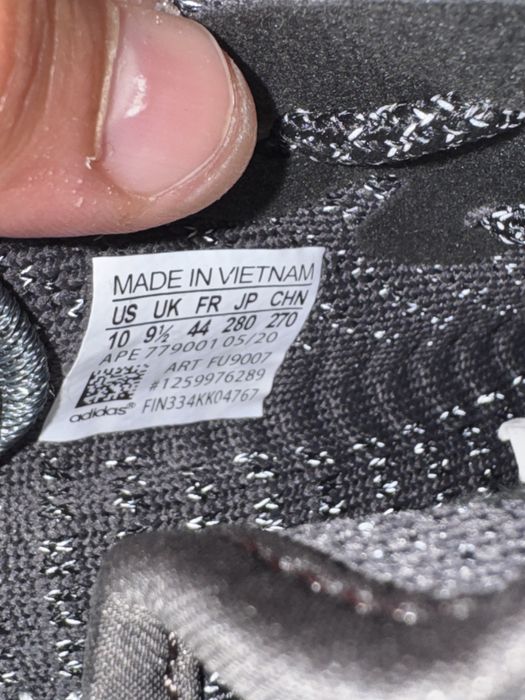 Adidas yeezy reflective marimea 44 noi