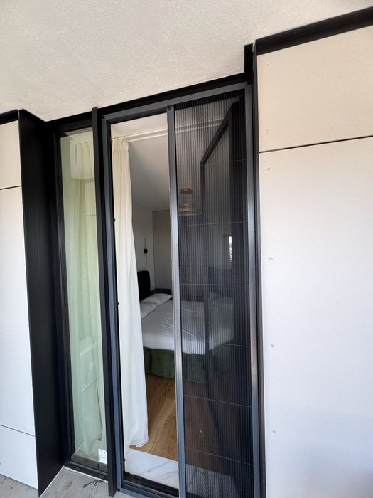 Plase plise pentru tantari