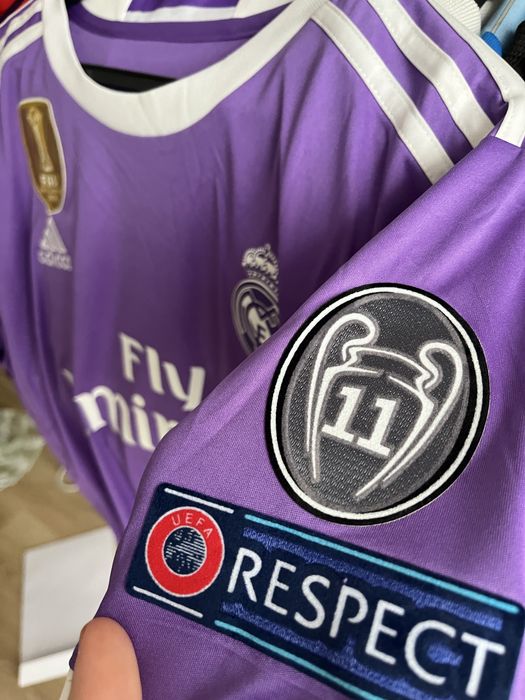 Tricou de fotbal Real Madrid Cr7 Cristiano Ronaldo 7 marime M nou modelul mov finala Cardiff